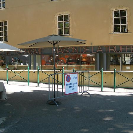 B&B Villa Les Tamaris Régusse Kültér fotó