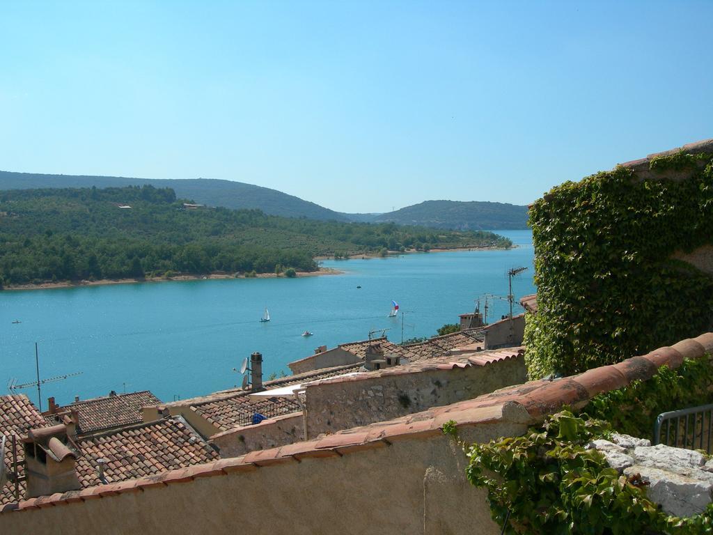 B&B Villa Les Tamaris Régusse Kültér fotó