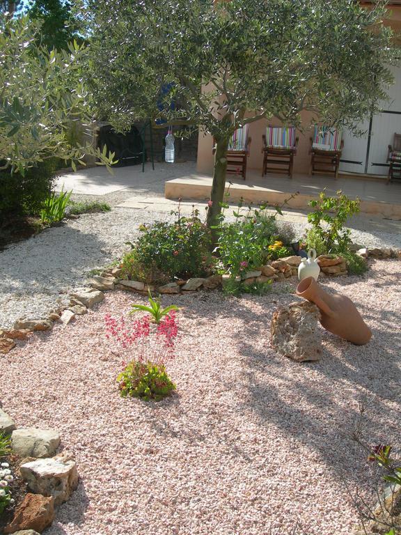 B&B Villa Les Tamaris Régusse Kültér fotó