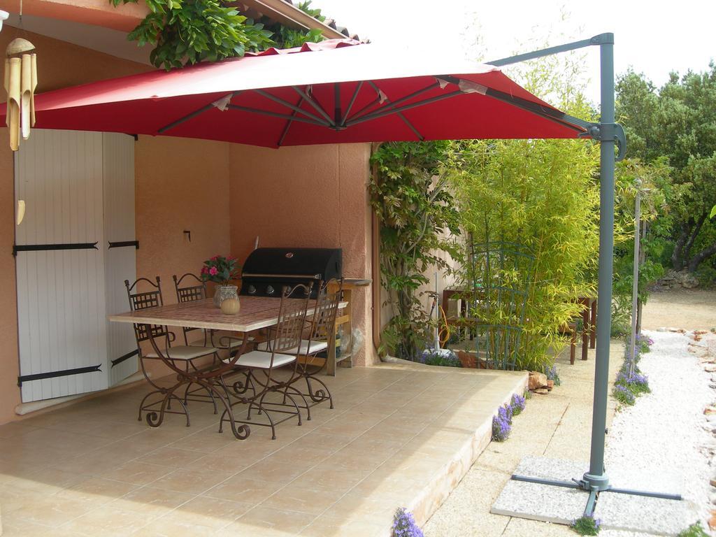 B&B Villa Les Tamaris Régusse Kültér fotó
