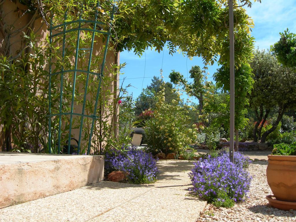 B&B Villa Les Tamaris Régusse Kültér fotó