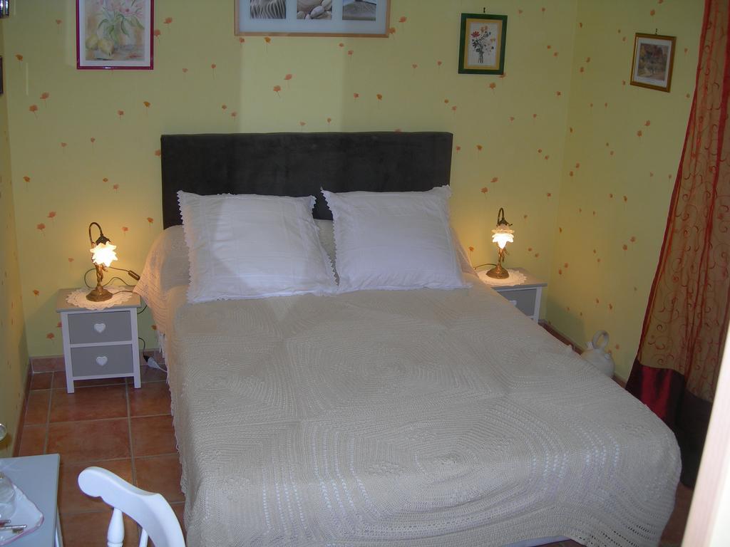 B&B Villa Les Tamaris Régusse Kültér fotó